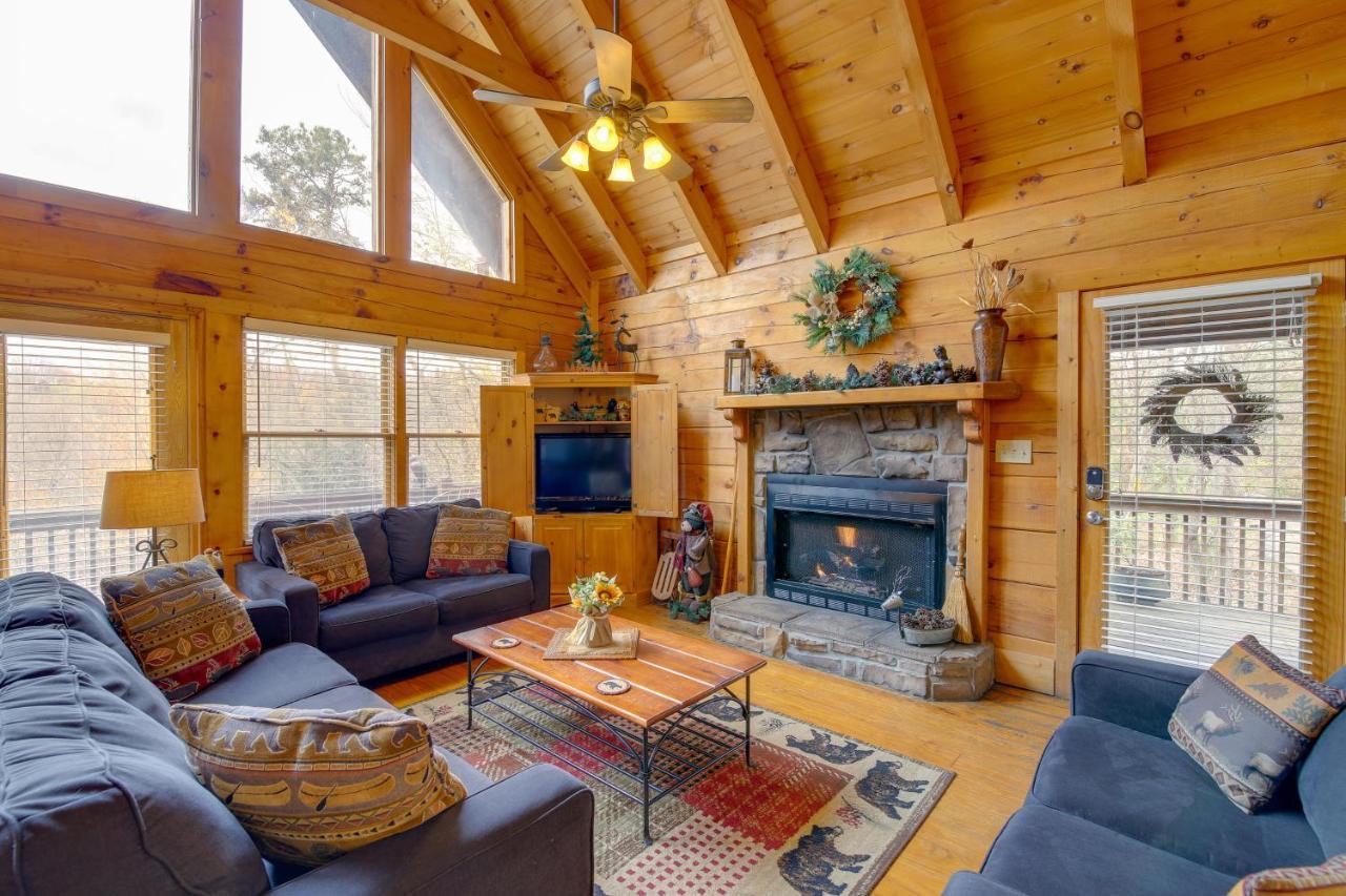 Smoky Mountains Cabin With Hot Tub, Deck And Views! Sevierville Eksteriør bilde