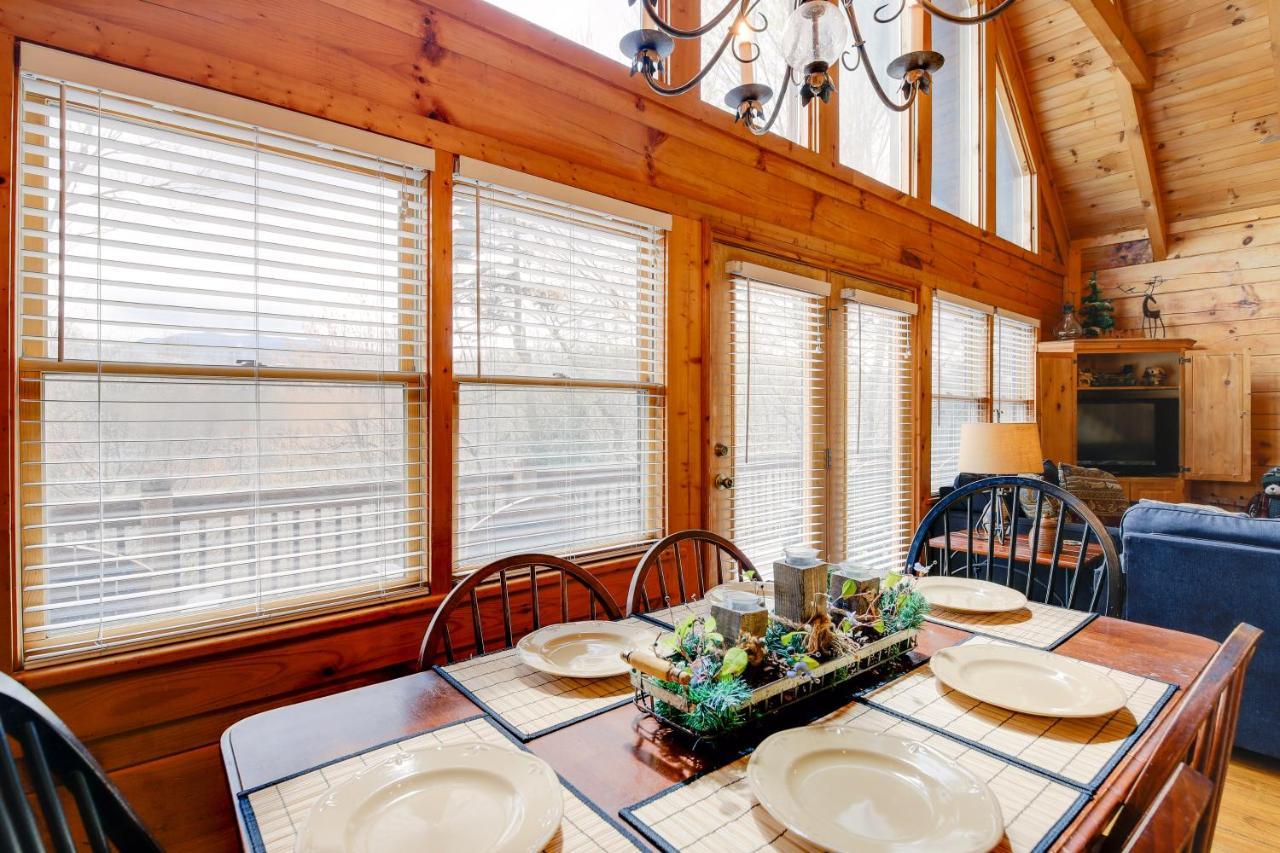 Smoky Mountains Cabin With Hot Tub, Deck And Views! Sevierville Eksteriør bilde
