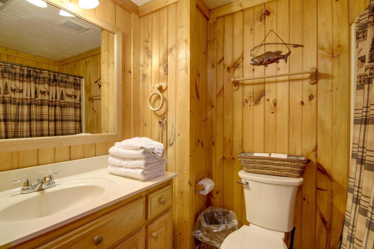 Smoky Mountains Cabin With Hot Tub, Deck And Views! Sevierville Eksteriør bilde