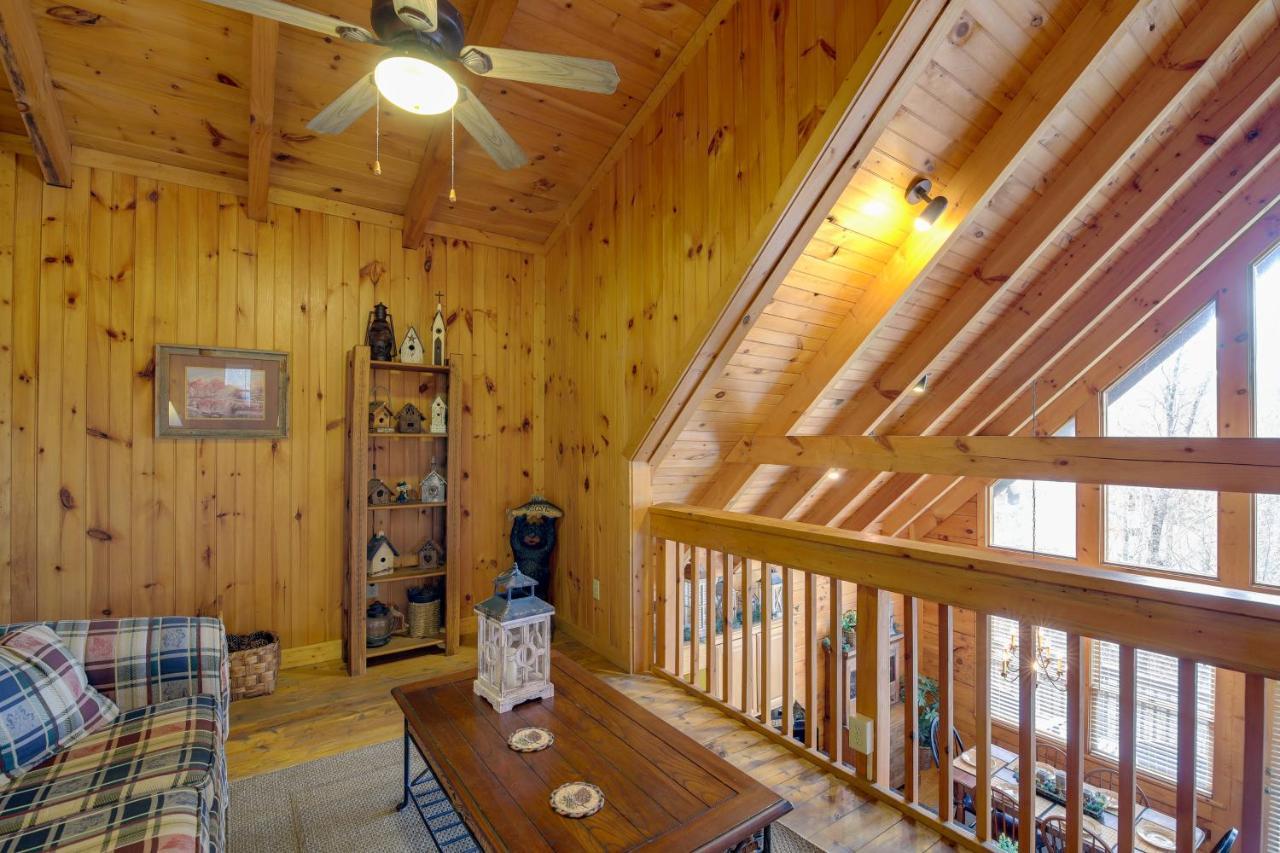 Smoky Mountains Cabin With Hot Tub, Deck And Views! Sevierville Eksteriør bilde