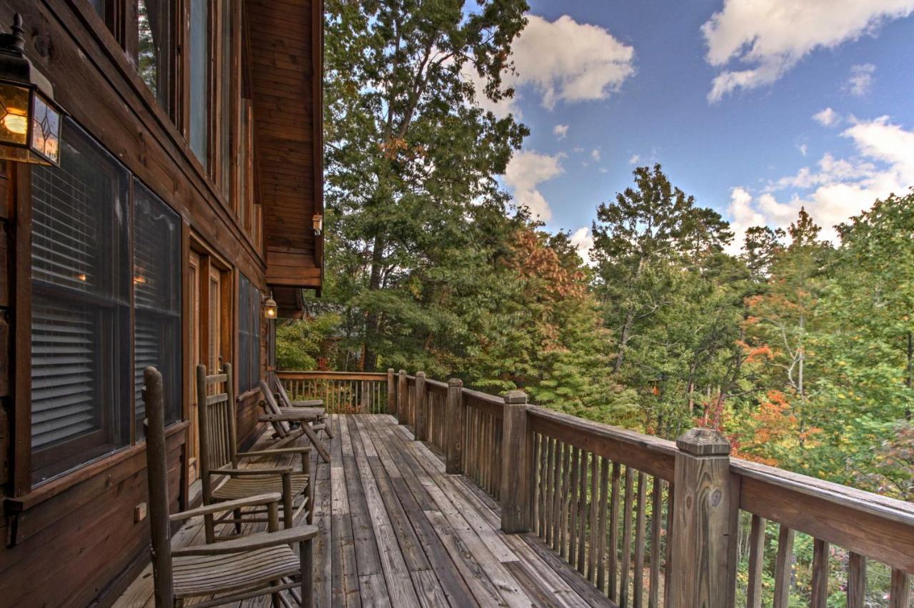 Smoky Mountains Cabin With Hot Tub, Deck And Views! Sevierville Eksteriør bilde
